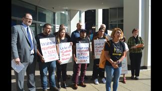 La Ley sports commentator Elizabeth Jiménez called on SBS to provide a fair first contract to its SAG-AFTRA employees during a press conference in front of La Ley’s Chicago offices Sept. 4.