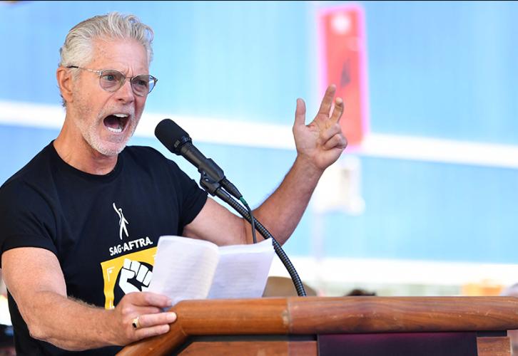 SAG-AFTRA member Stephen Lang delivers a powerful address to the crowd.