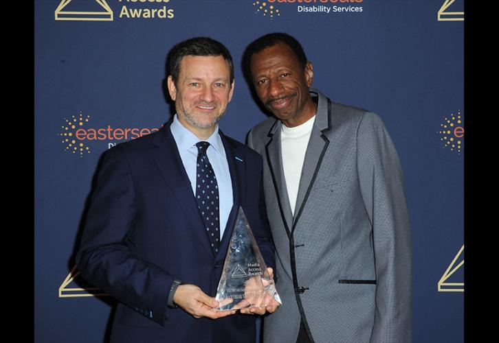 SAG-AFTRA member C.J. Jones, right, with Ruderman Foundation President and trustee Jay Ruderman on the red carpet after receiving the SAG-AFTRA Disability Awareness Award.