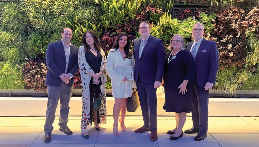 Carousel image for "'SAG-AFTRA' Magazine Summer 2022 Honors"