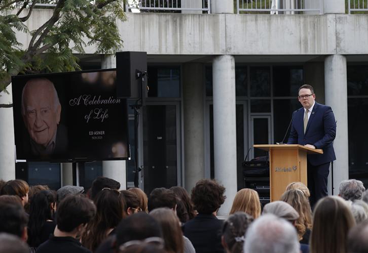 SAG-AFTRA National Executive Director Duncan Crabtree-Ireland speaks at Ed Asner’s Celebration of Life held at Skirball Cultural Center in Los Angeles on April 7, 2022.