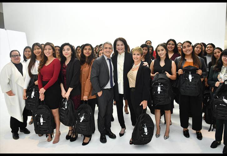 SAG-AFTRA Chief Marketing Officer Pamela Greenwalt, far left, and 'The Hollywood Reporter' Executive Editor Stephen Galloway, Sherry Lansing Foundation founder and CEO Sherry Lansing and SAG-AFTRA President Gabrielle Carteris, center, with the THR mentori