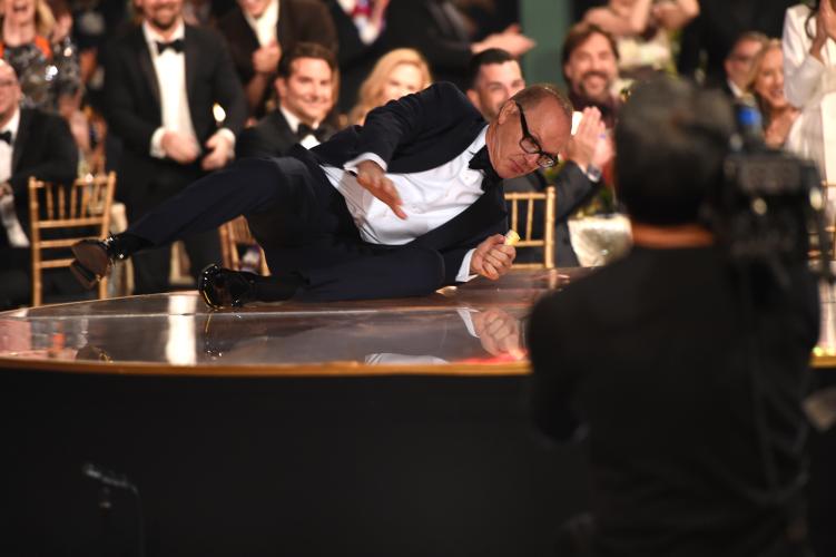 Michael Keaton ('Dopesick') accepting his SAG Awards(R) statuette at the 28th SAG Awards(R).