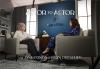 Jane Fonda y Fran Drescher están sentadas en una habitación y fueron captadas en plena entrevista. Ambas se encuentran cara a cara y se les puede ver hablando.